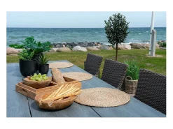 4 mesa colocada en yute trenzado Ø 38 cm