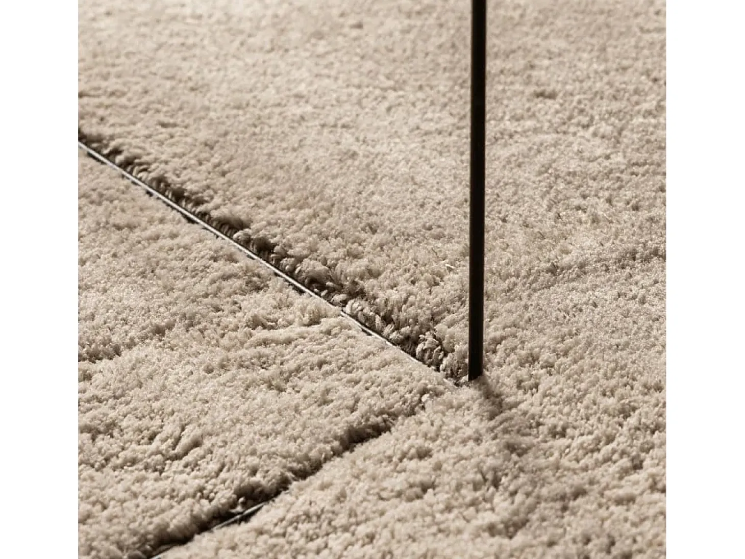 Alfombra de pelo corto HUARTE suave y lavable, color arena, 120x120 cm
