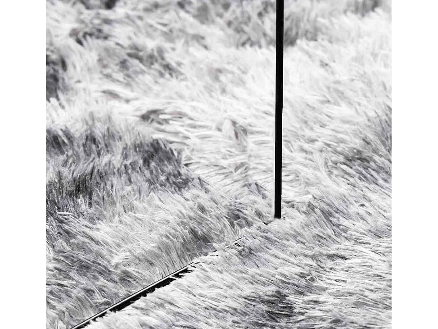 Alfombra de pelo largo gris plata NAVARRA 120x170 cm