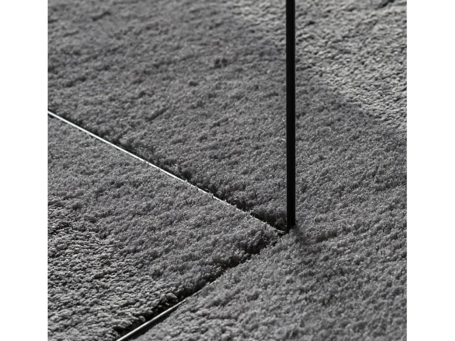 Alfombra lavable de pelo corto suave HUARTE antracita 140x200 cm