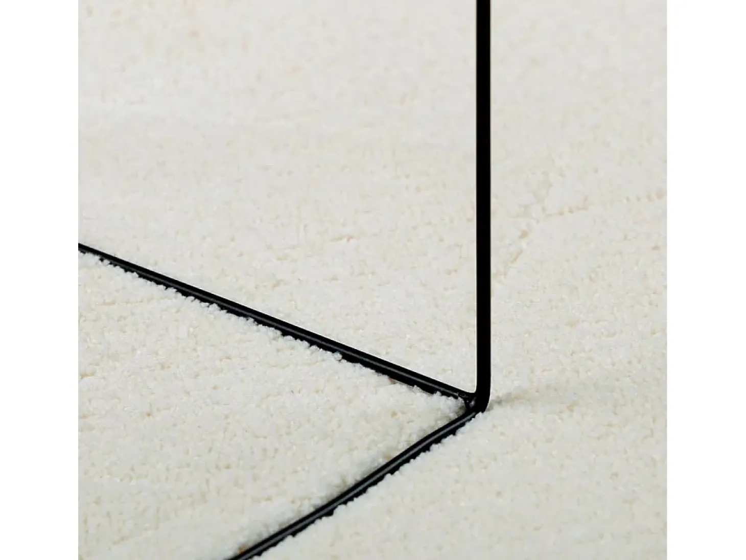 Alfombra OVIEDO de pelo corto color crema 160x230 cm