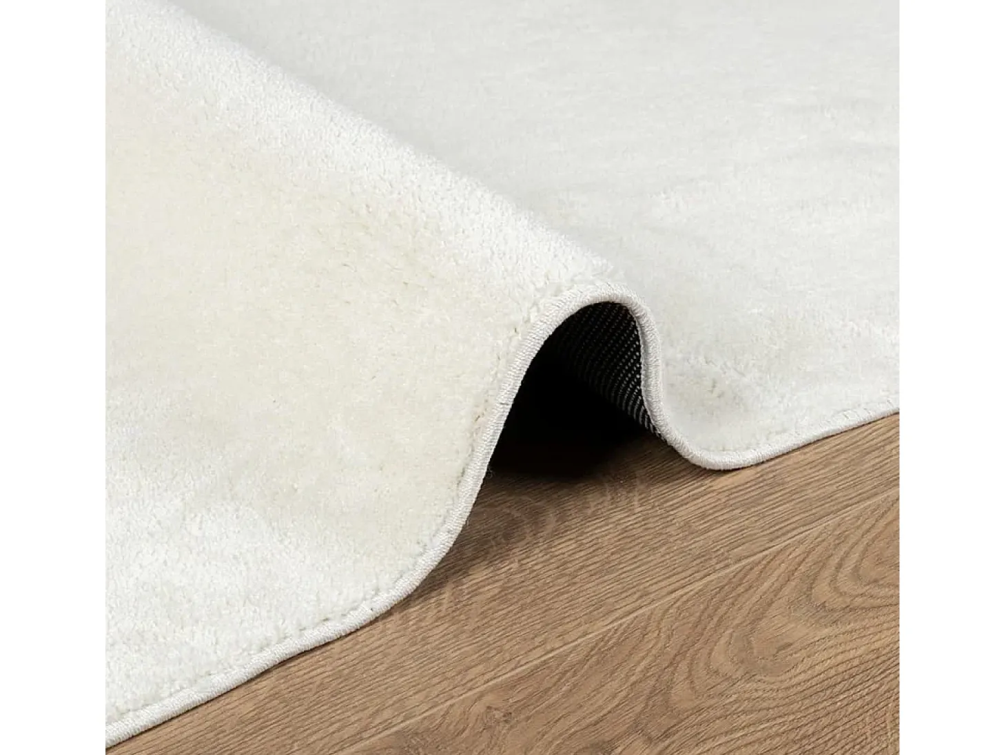 Alfombra OVIEDO de pelo corto color crema 160x230 cm