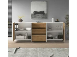 Aparador Coste con 4 puertas y 3 cajones en blanco mate y madera clara 220,1x43x86 cm