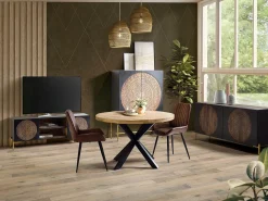 Aparador de madera de mango y metal