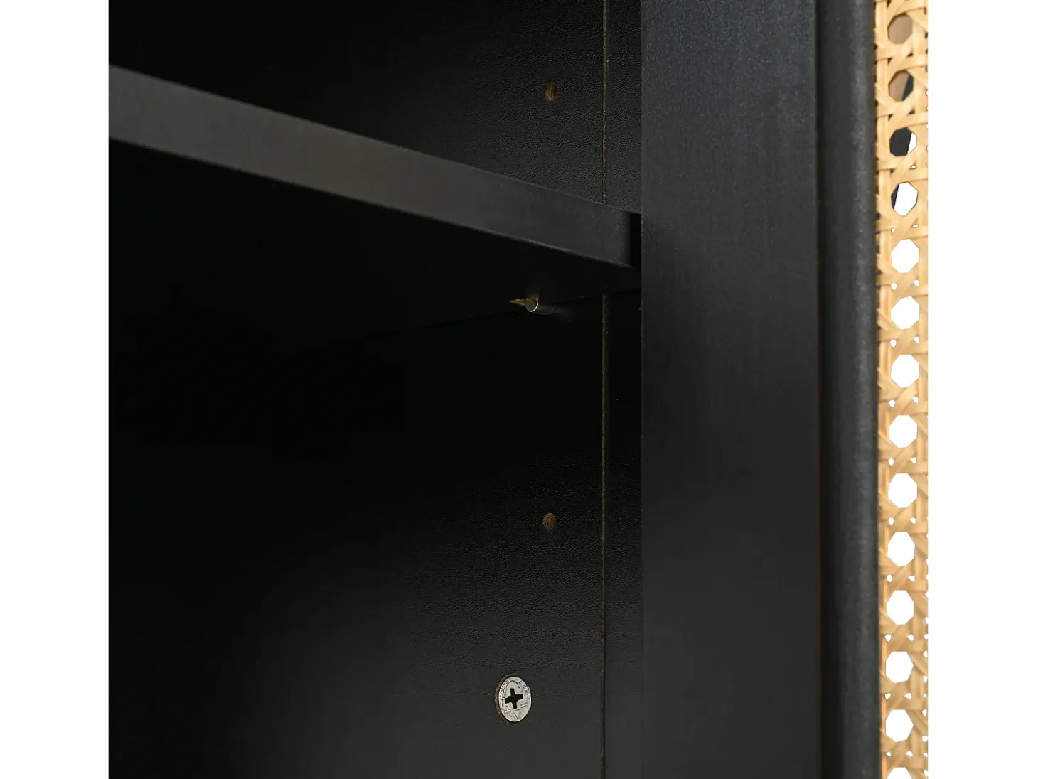 Aparador moderno con estantes ajustables - puertas de ratán - MDF - Negro
