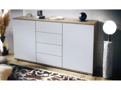 Aparador Santo V1, Mueble con 2 puertas y 4 cajones, Roble Evoke / blanco mate (138,5 x 75,5 x 35 cm)