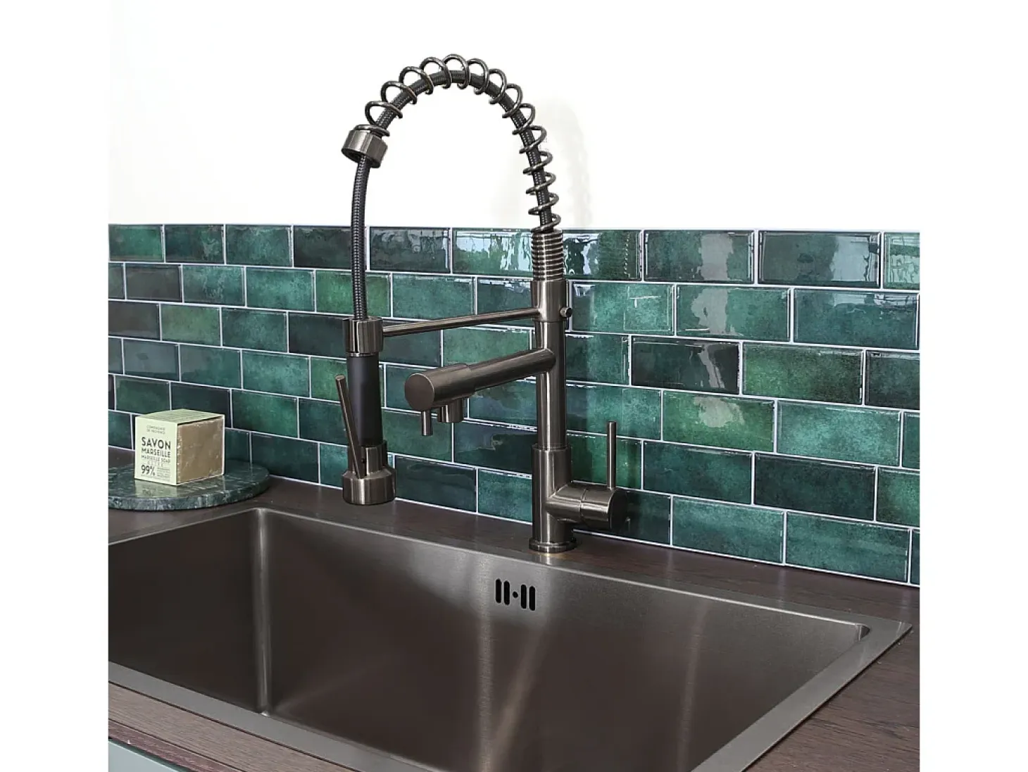 Big Pro Mezclador de fregadero con rociador móvil gris metalizado Essebagno