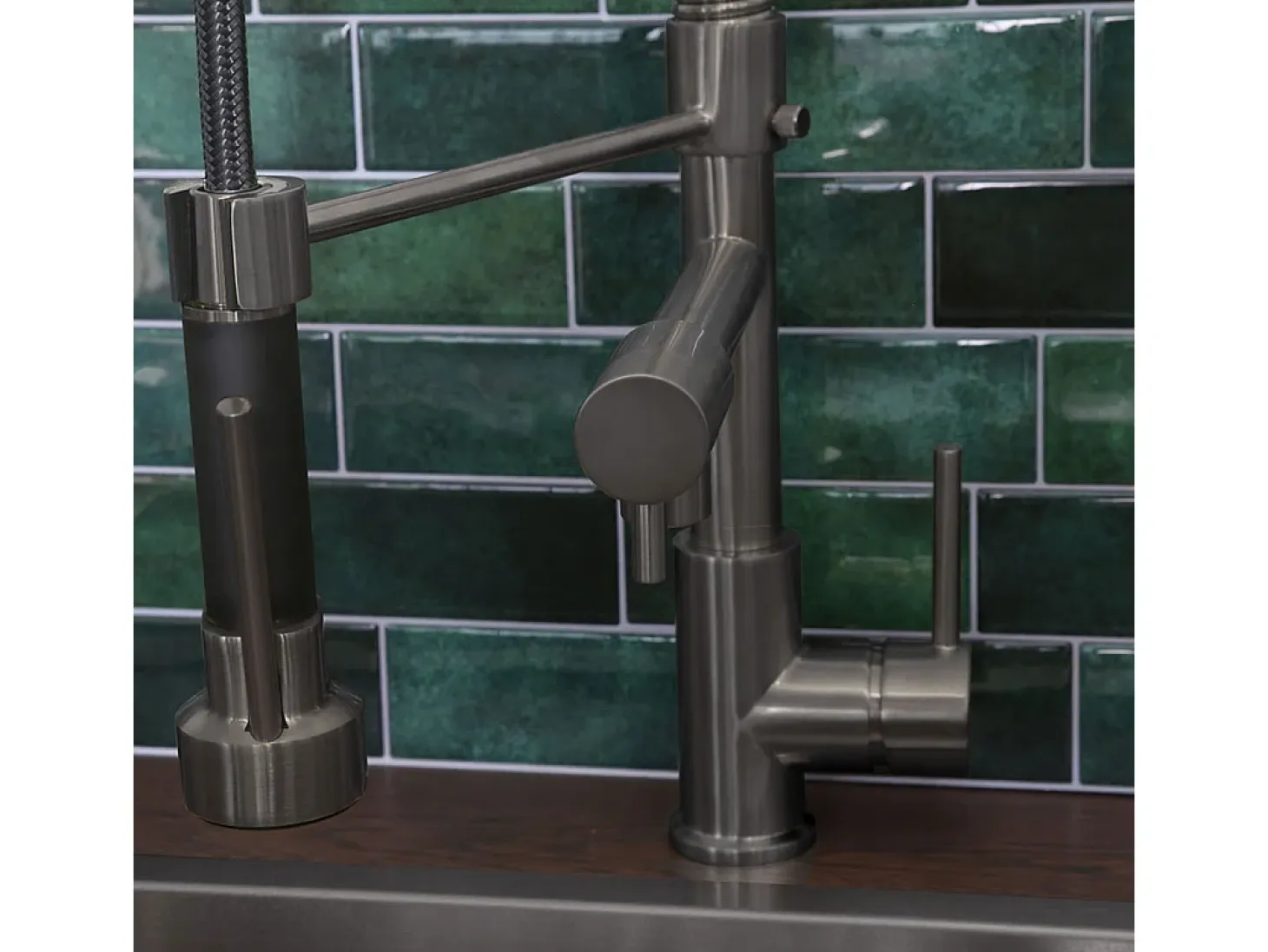 Big Pro Mezclador de fregadero con rociador móvil gris metalizado Essebagno