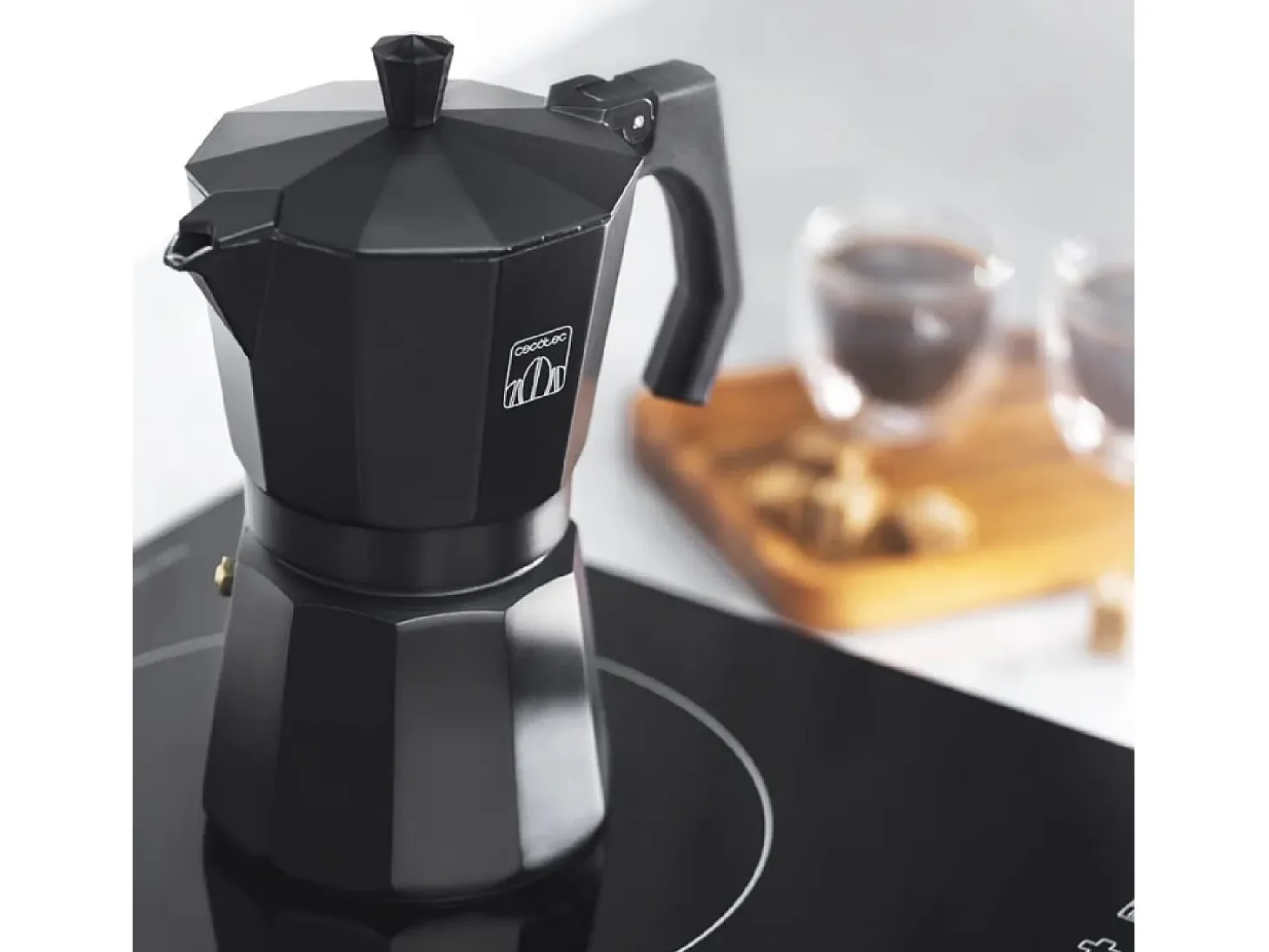 Cafetera italiana Cecotec Mokclassic 600 6 tazas aluminio fundido negro 300 ml