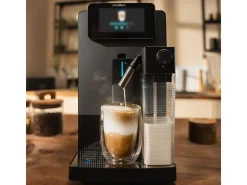Cafetera superautomática Cecotec Cremmaet Latte Touch 19 bares con tanque de leche negro