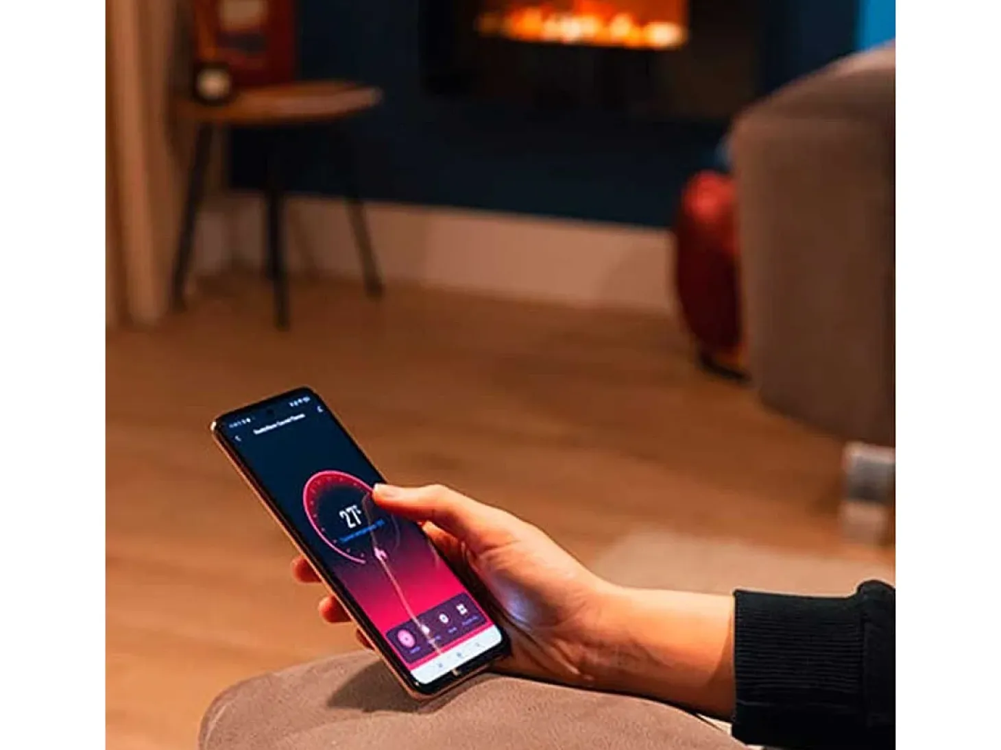 Chimenea eléctrica decorativa Ready Warm 2250 Curved Flames Connected Cecotec 2000W control vía App
