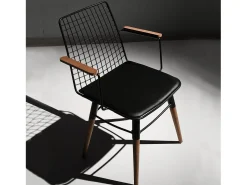 Conjunto de sillas Kailua 1657, Nogal|Negro, 82x43x39cm, Piel natural, Metálico|De madera
