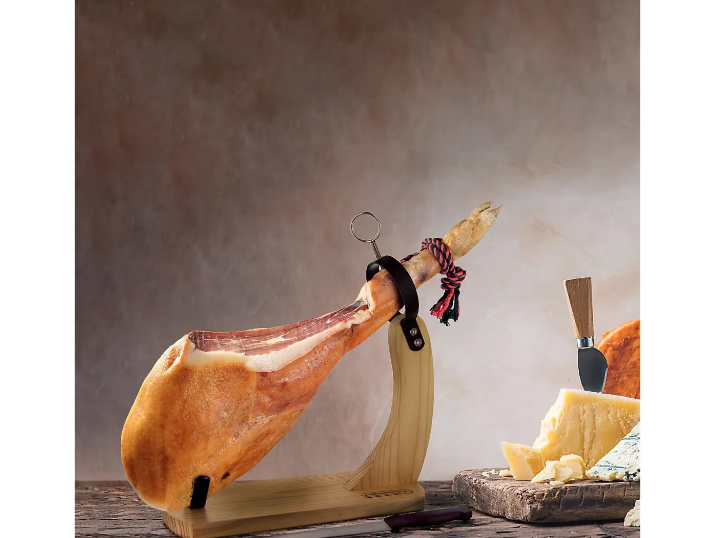 Jamonero con cuchillo marrón claro 35,5x38x14,5 cm