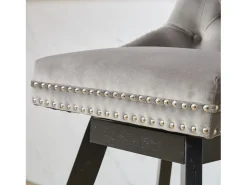Juego de 2 taburetes de bar giratorios en terciopelo - Patas de madera - Gris