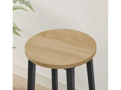 Juego de 2 taburetes de bar Valora de roble Sonoma con patas negras para cocina