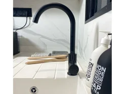Kiwo mezclador para fregadero negro Essebagno