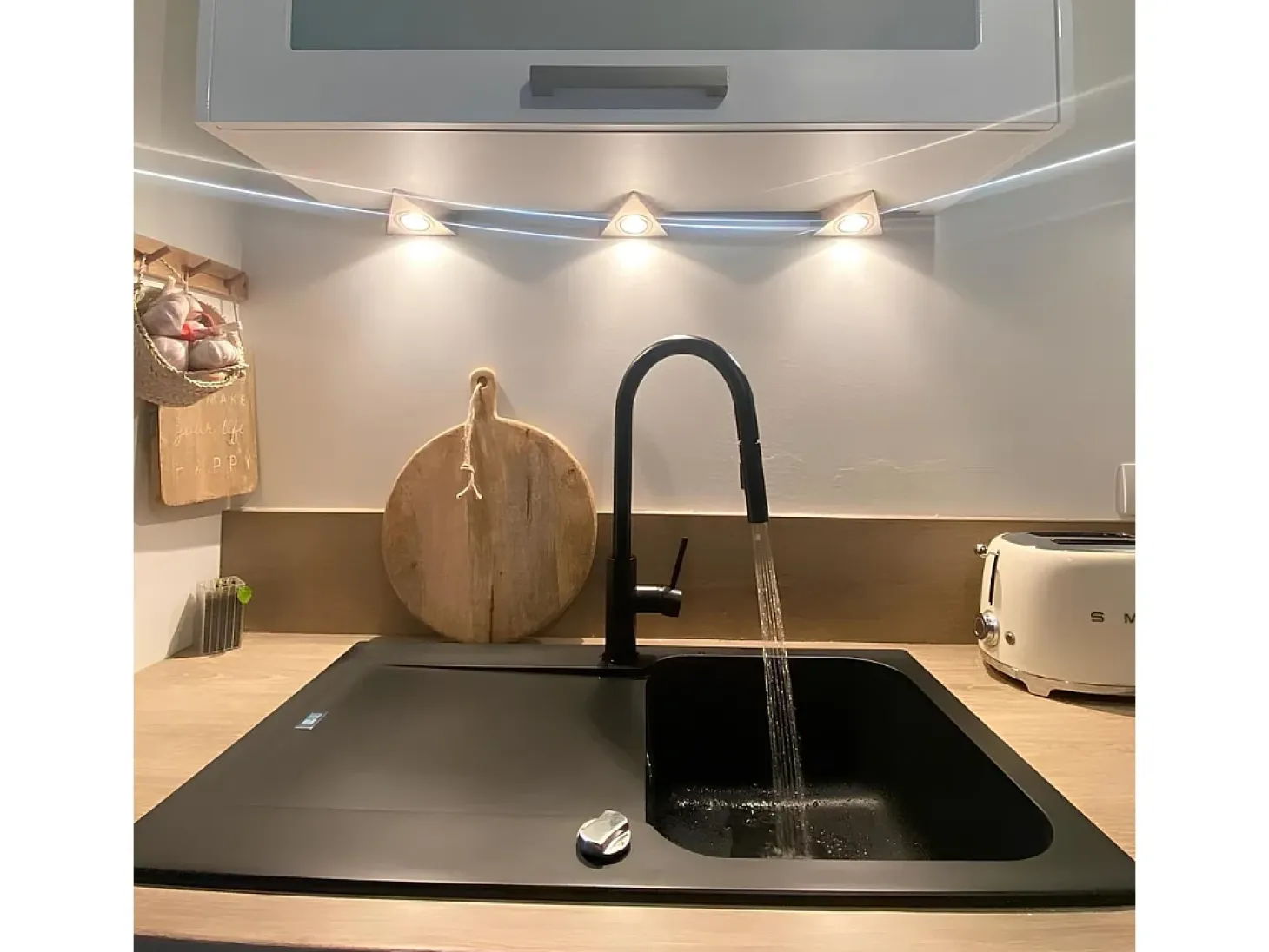 Lisse fregadero reversible 1 cubeta 1 escurridor en resina negra Essebagno