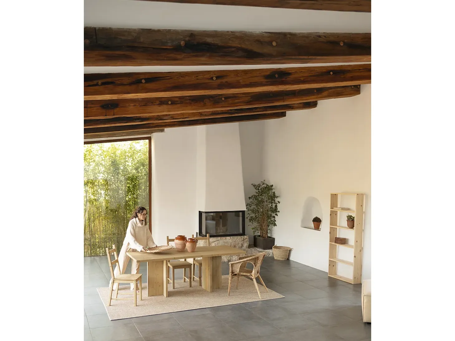 Mesa de comedor de madera maciza en tono roble medio 200x75cm - TENA - DECOWOOD