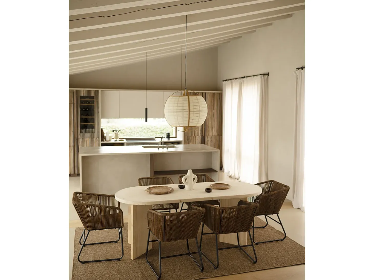 Mesa de comedor de madera maciza de abeto ovalada Decowood en tono natural de 200x75cm en tono natural - OSAKA - DECOWOOD