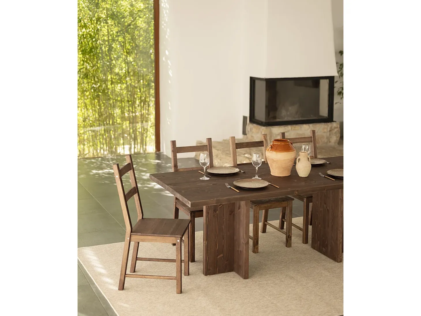 Mesa de comedor de madera maciza en tono nogal 180x75cm - TENA - DECOWOOD