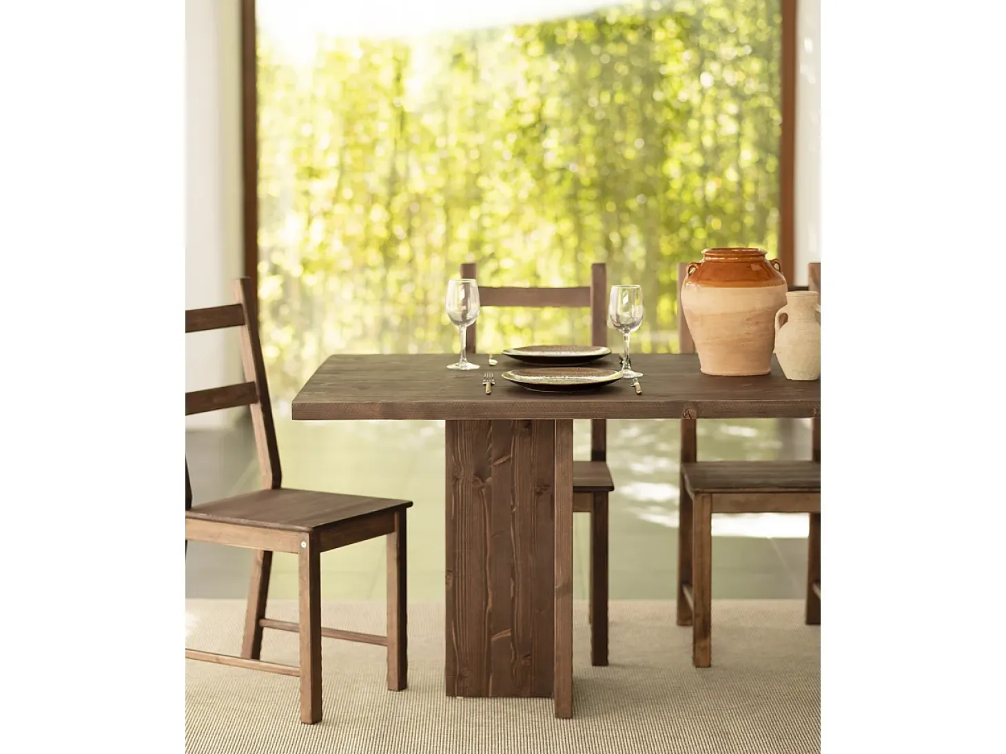 Mesa de comedor de madera maciza en tono nogal 180x75cm - TENA - DECOWOOD