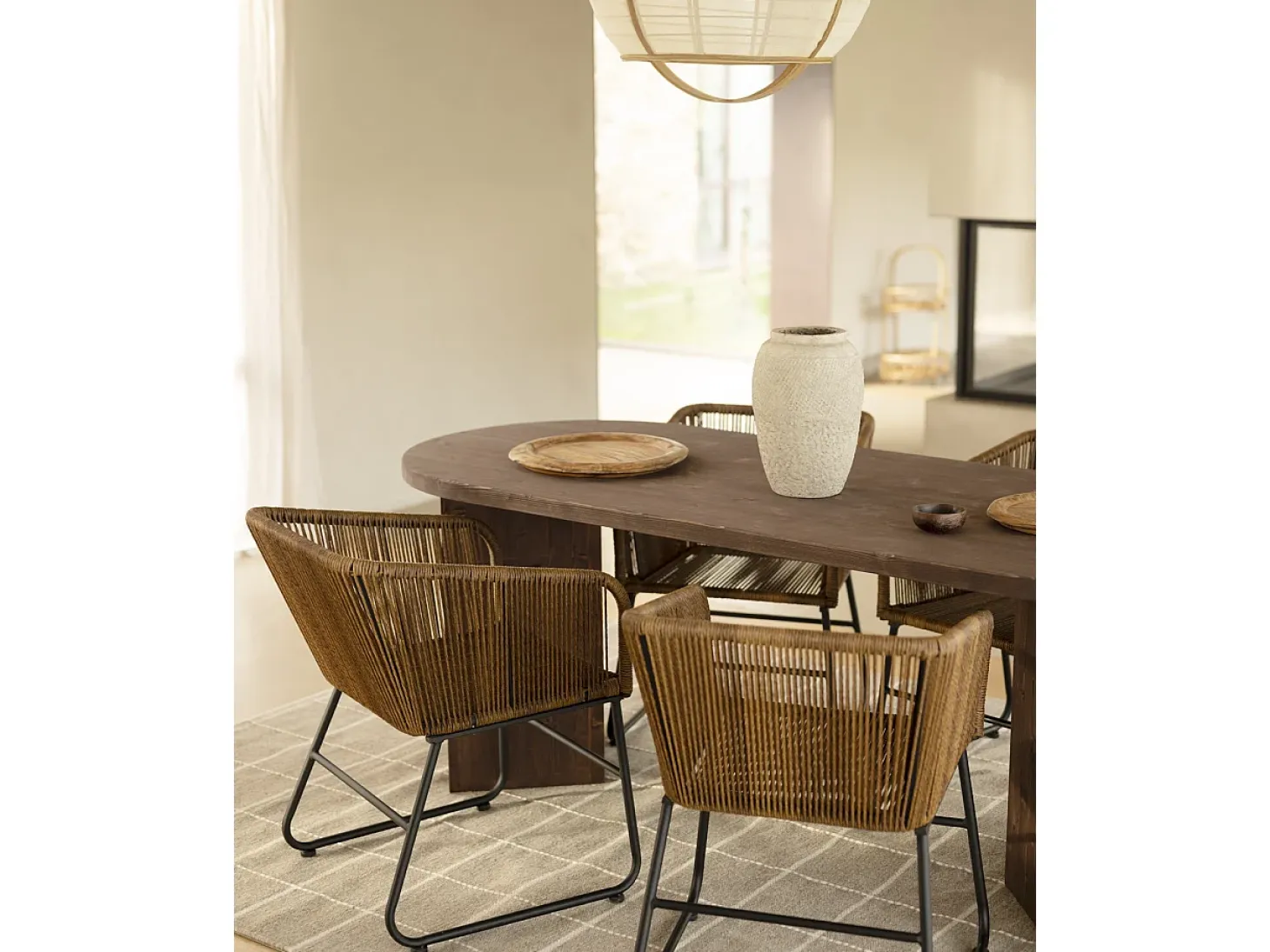 Mesa de comedor de madera maciza de abeto ovalada Decowood en tono nogal de 180x75cm en tono nogal - OSAKA - DECOWOOD