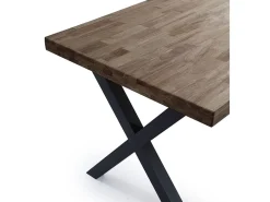 Mesa de comedor estilo industrial de 140x80x76 cm de madera y patas negras en 'X' Darek