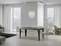 Mesa de comedor extensible Flavio-Color Gris cemento-Soporte 4 pies-5 alargaderas finas-Ancho extensible