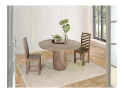 Mesa de comedor fabricada artesanalmente en madera maciza 150 cm