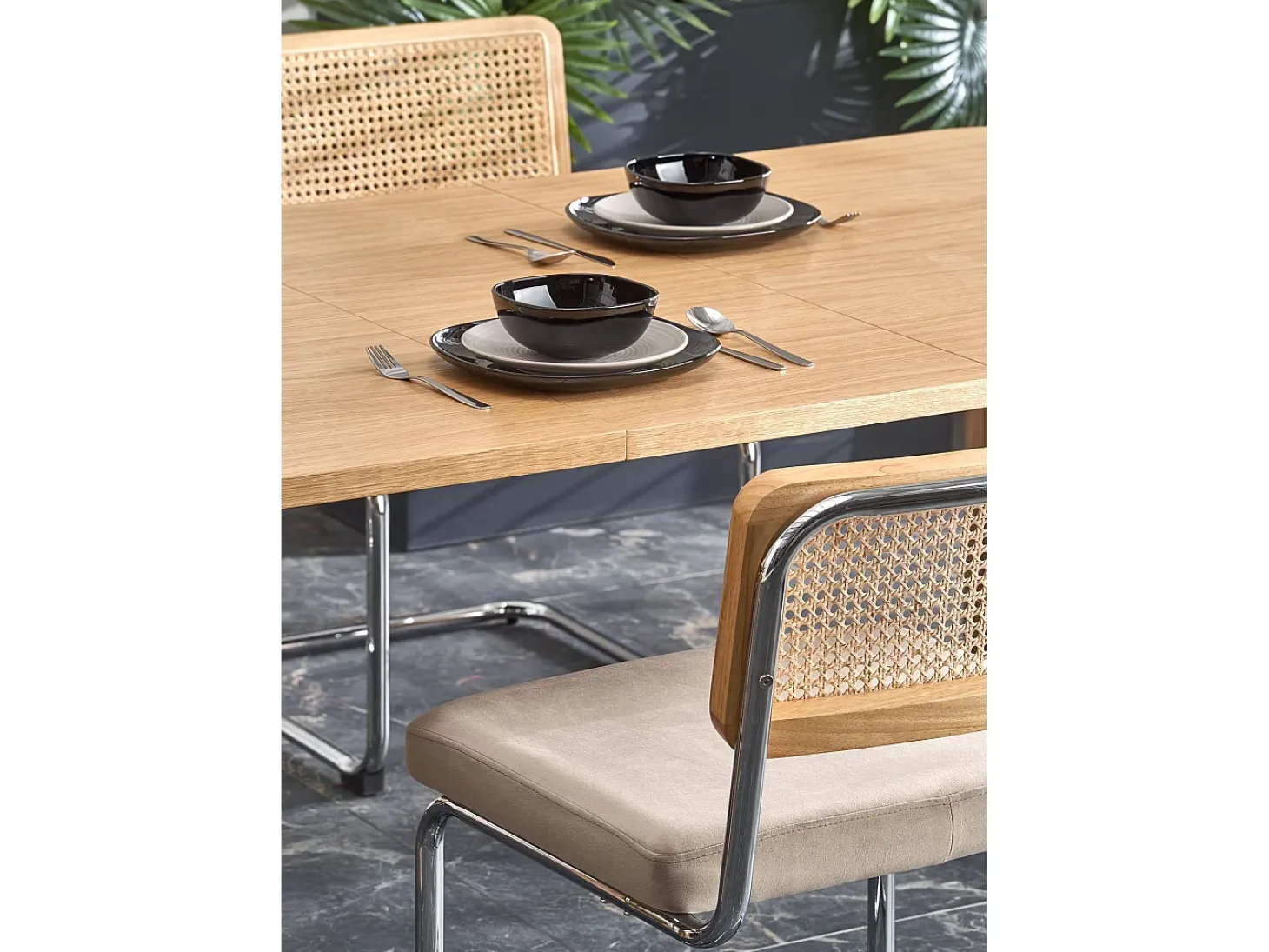 Mesa de comedor Marthe extensible chapada en roble 160-240cm