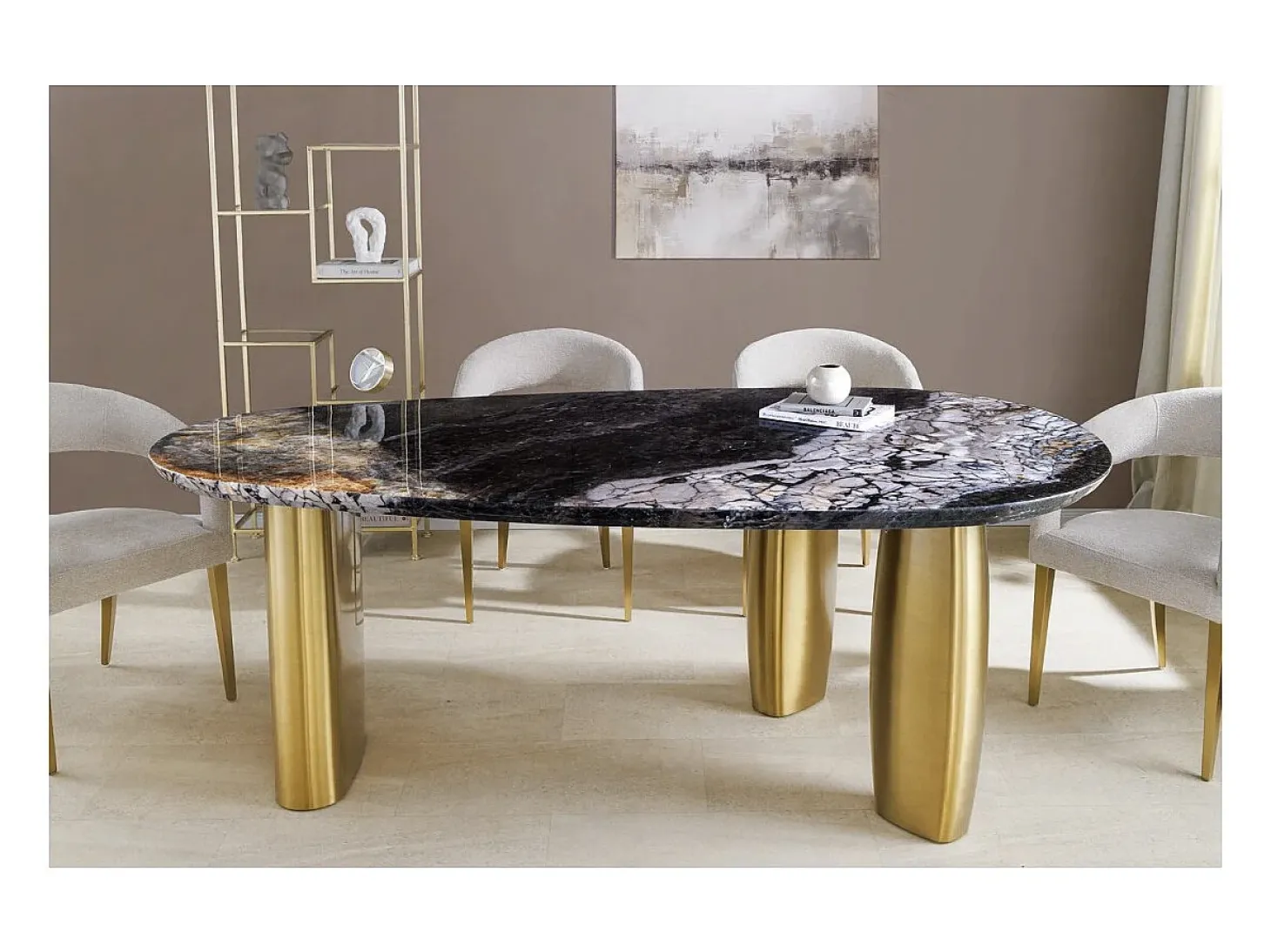 Mesa de comedor NERA – Ovalada 200 cm – Tablero de mármol gris – Patas de metal dorado – Estilo chic