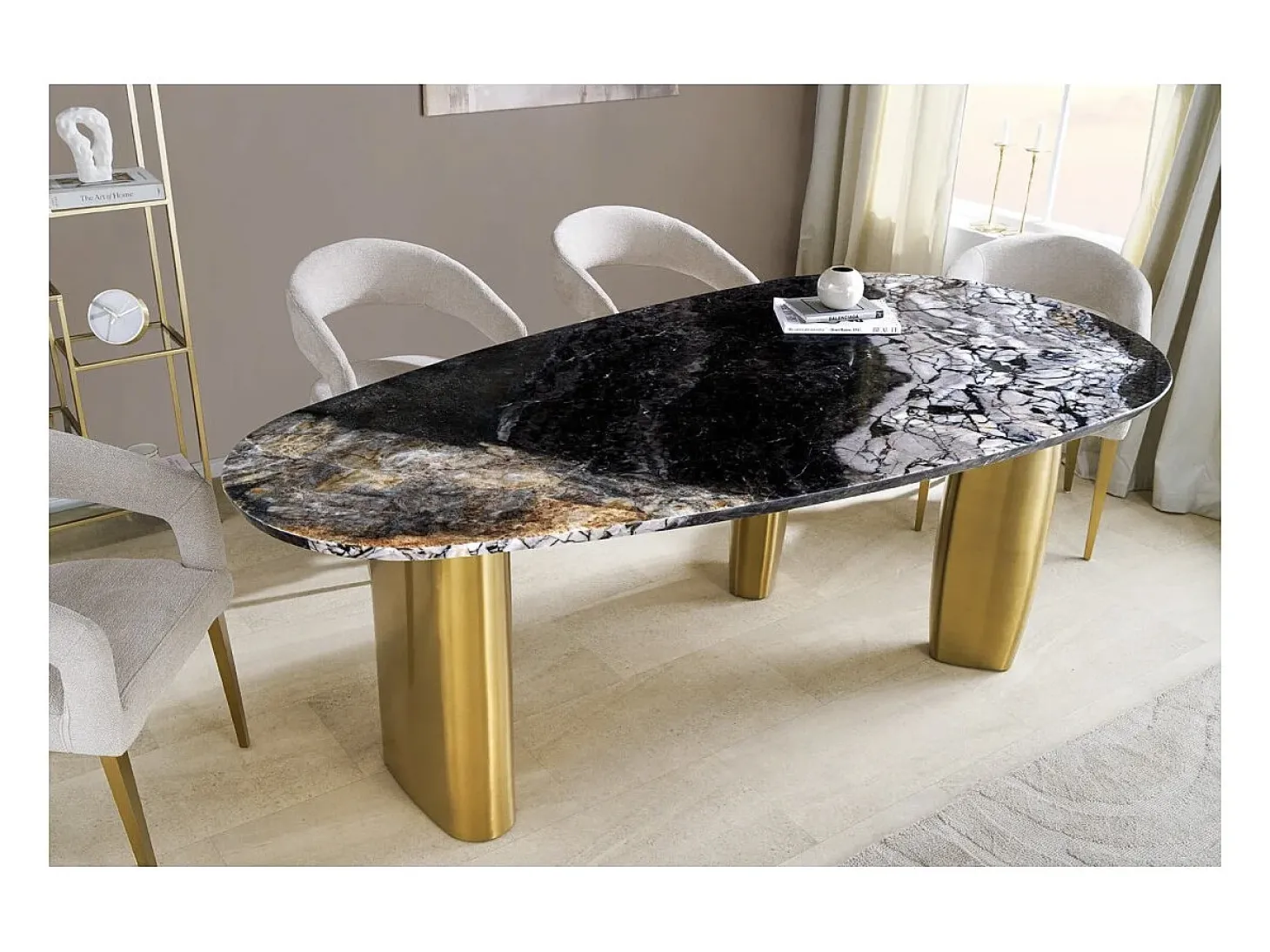Mesa de comedor NERA – Ovalada 200 cm – Tablero de mármol gris – Patas de metal dorado – Estilo chic