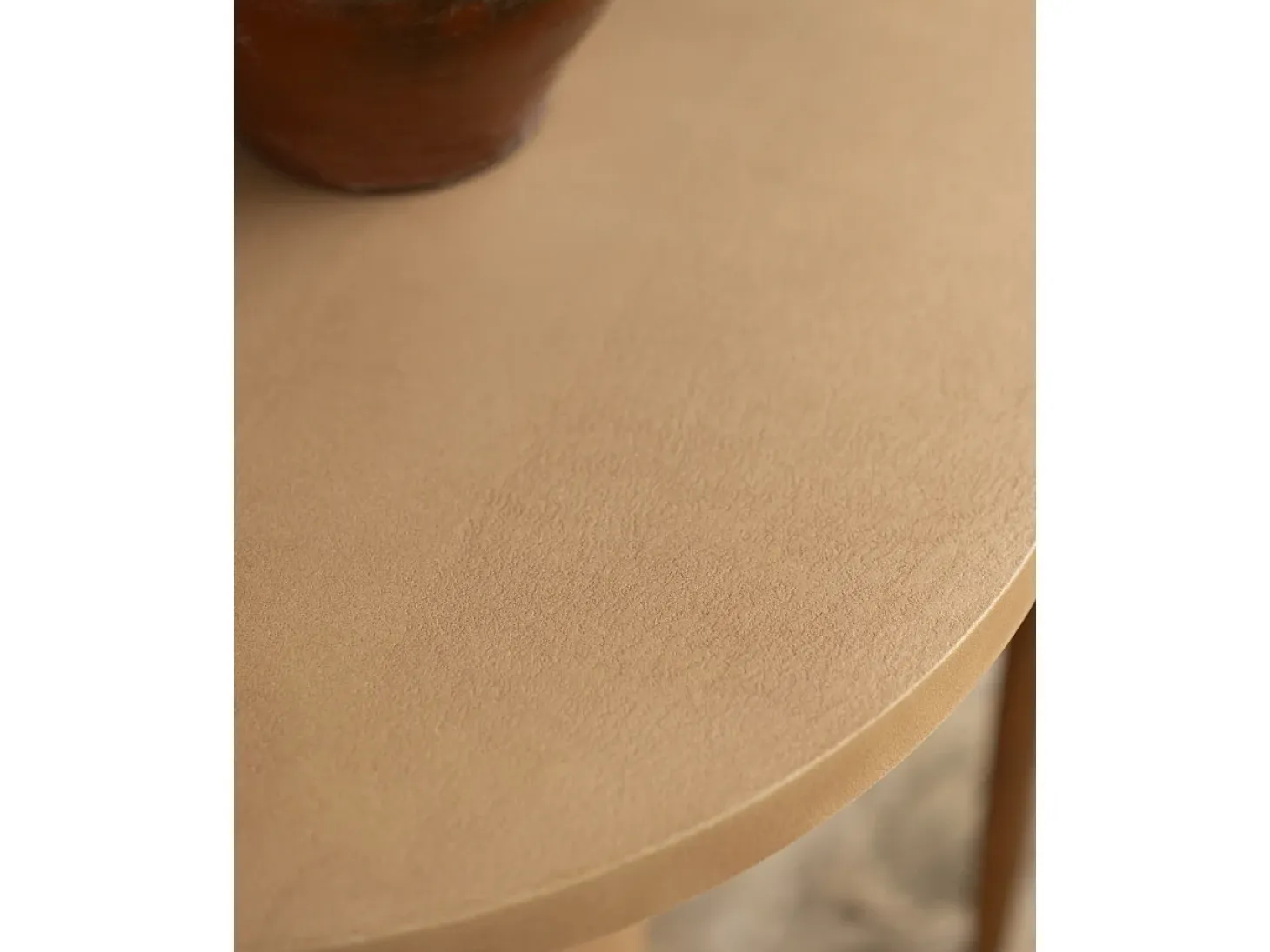 Mesa de comedor ovalada de microcemento en tono terracota DECOWOOD de 220x75cm - LUCÍA - DECOWOOD