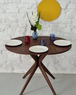 Mesa de comedor ovalada 75x100cm Jubi fresno teñido negro