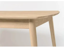 Mesa de comedor rectangular Kundy de roble macizo blanqueado 120 cm