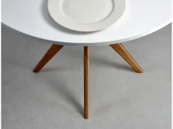 Mesa de comedor redonda 80cm Verde Salvia | Pata de fresno teñida de roble