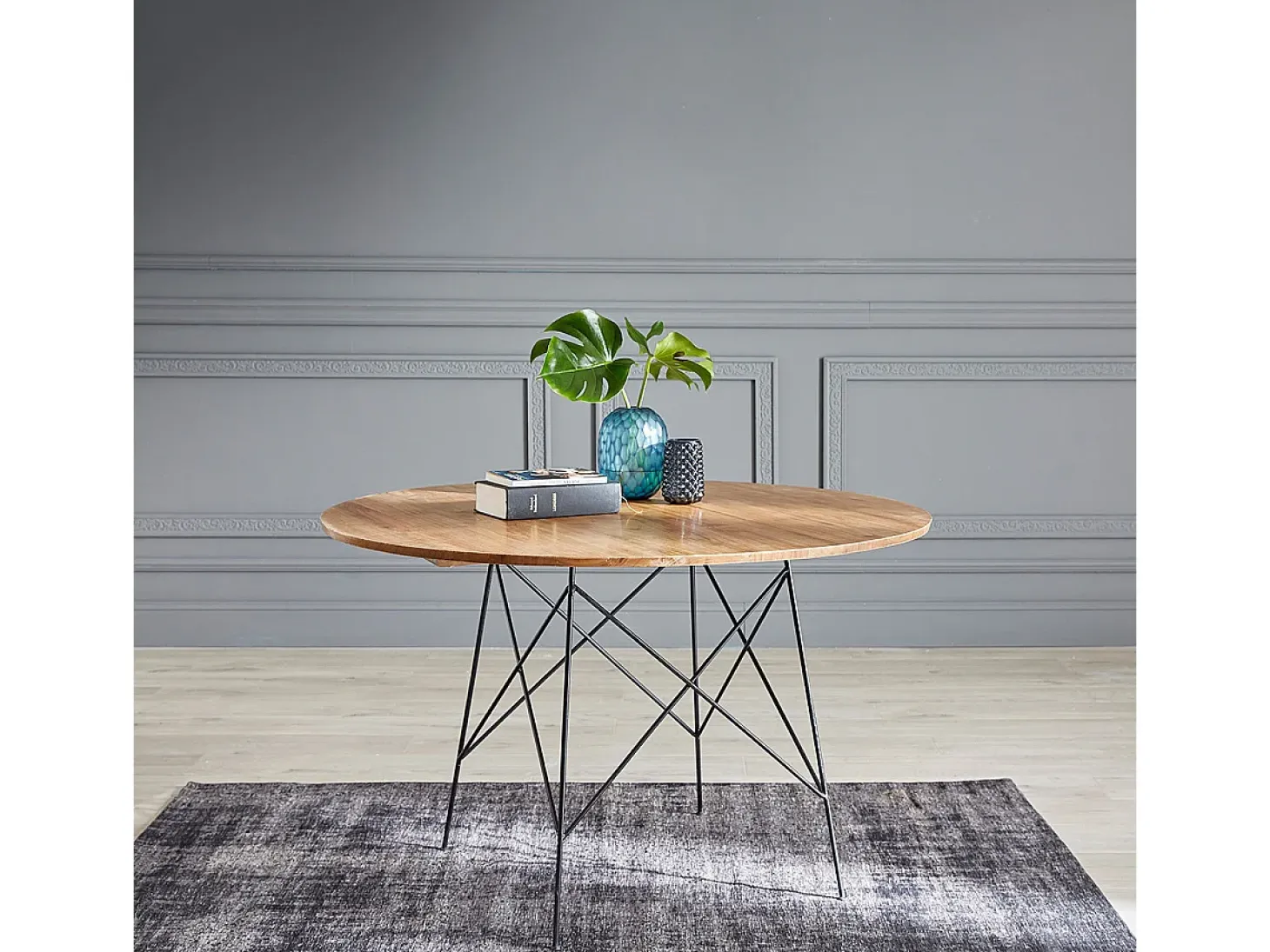 Mesa de comedor redonda de madera de mindy para 4 personas
