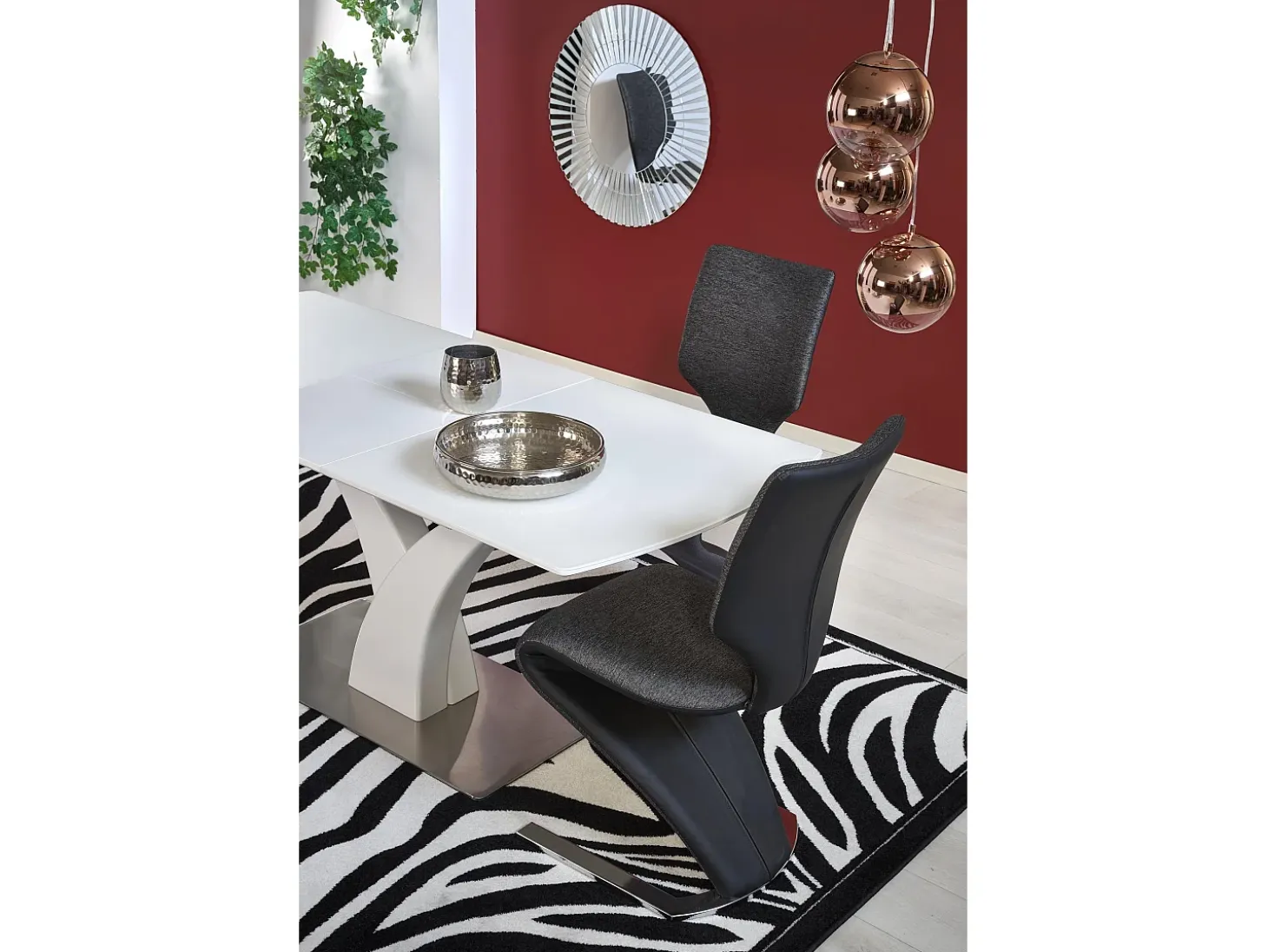 Mesa extensible rectangular blanca mate con pata central, diseño Sparte