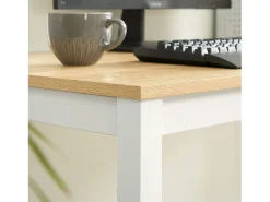 Mesa Valora ROVA de roble con patas blancas, estilo moderno para comedor