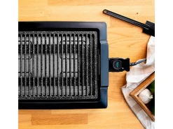 Plancha eléctrica Cecotec Tasty&Grill 2000 Inox LineStone 2000W negro/inox