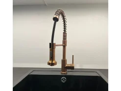 Plimo Mezclador para fregadero con ducha móvil, cobre cepillado Essebagno
