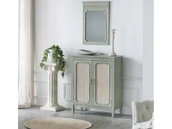 Recibidor de madera con 2 puertas con rejillas