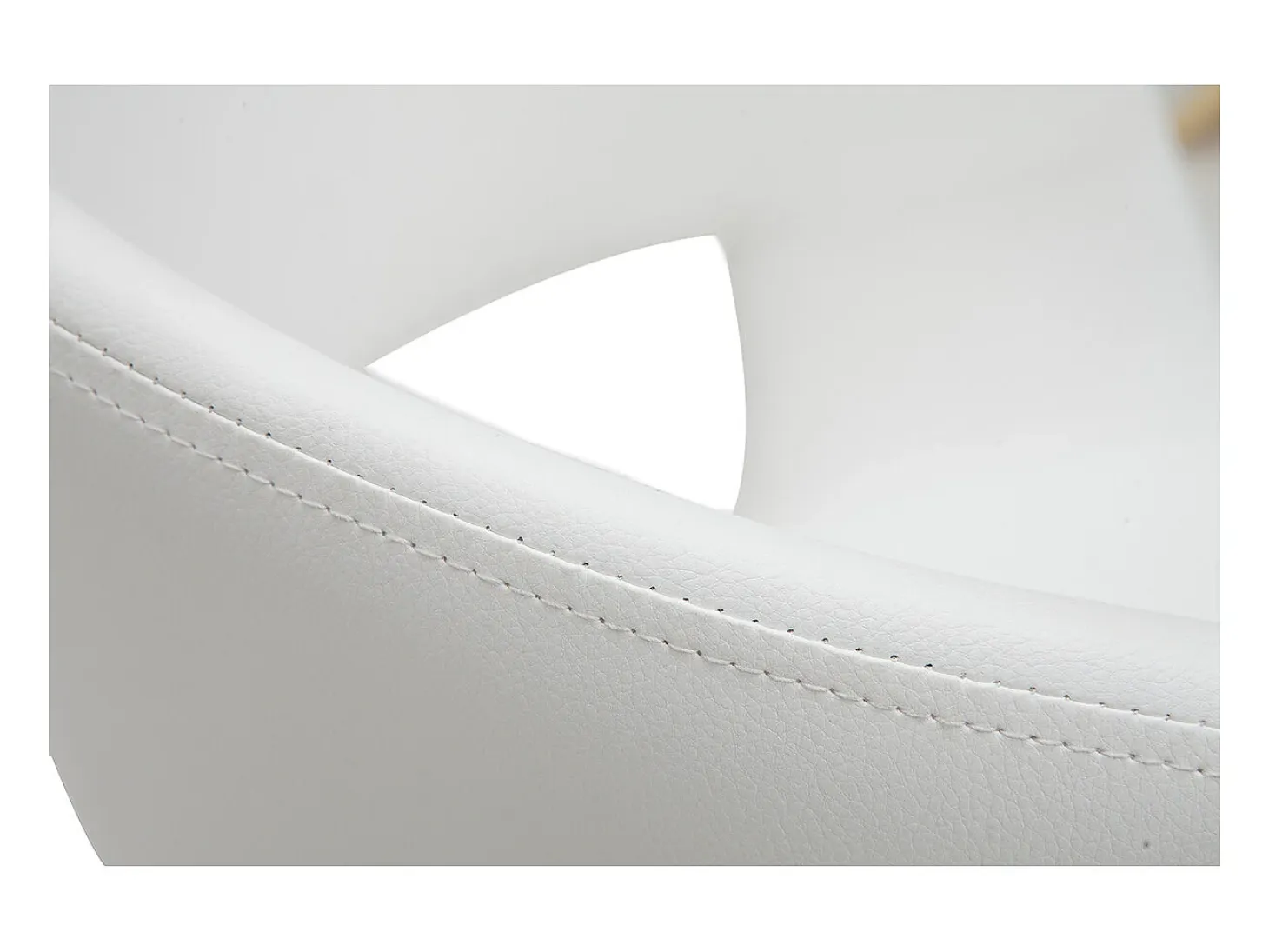 Set de 2 sillas de diseño de poliuretano blanco con patas de madera clara SLAM