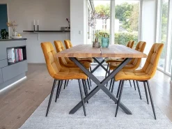 Set van 2 MODA eetkamerstoelen – Gecapitonneerd fluweel en zwarte stalen poten-Color Verde