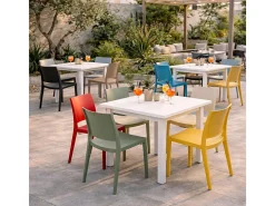 Silla de comedor Altea en plástico verde salvia, modelo confort
