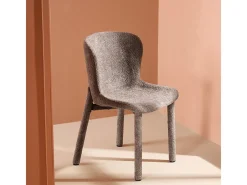 Silla de comedor Astoria marrón.