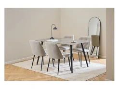 Silla de comedor Brooke bouclé beige.