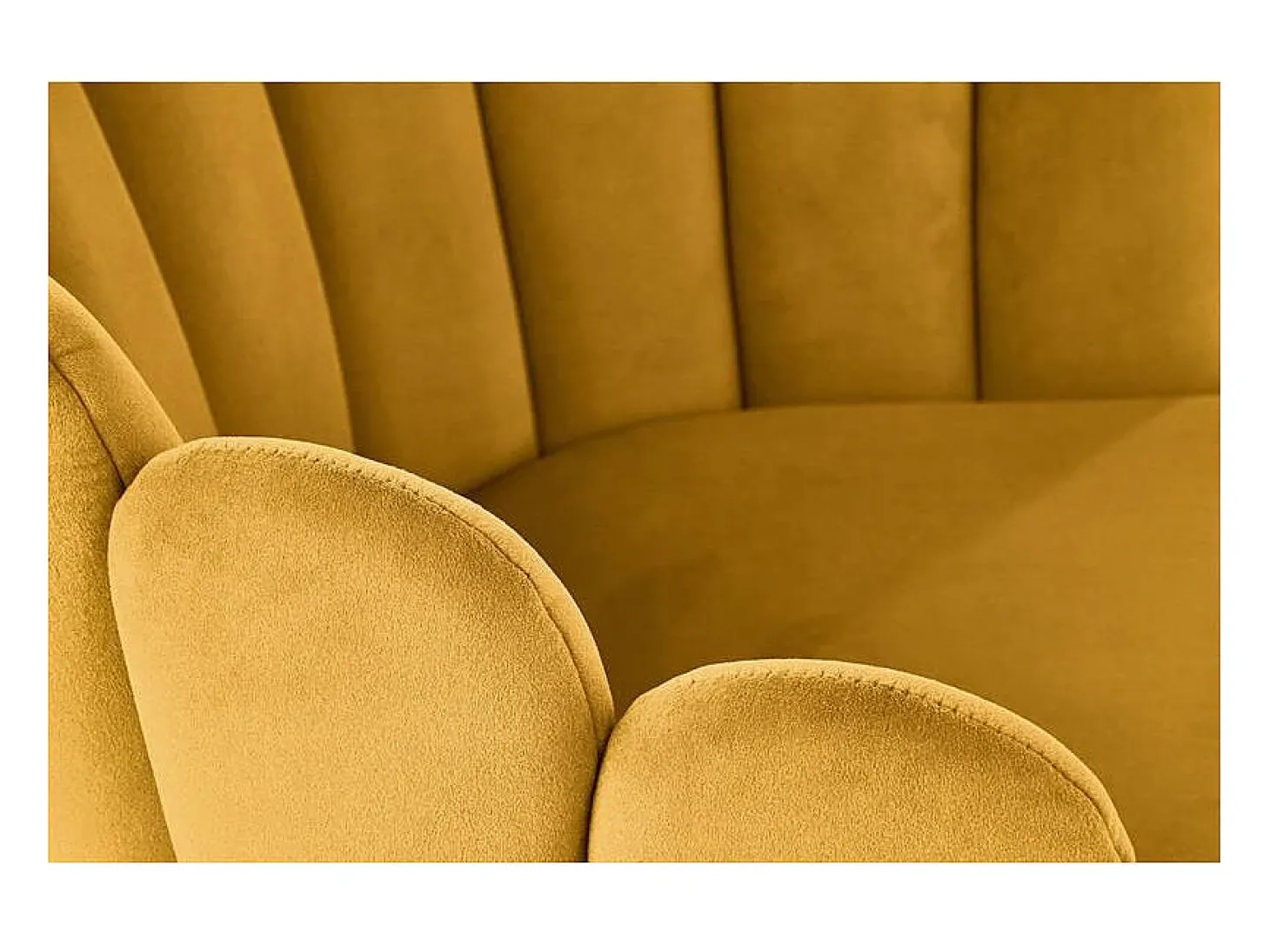 Silla de comedor de diseño en terciopelo amarillo Amboise