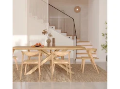 Silla de madera de caucho claro, respaldo curvado - Vega