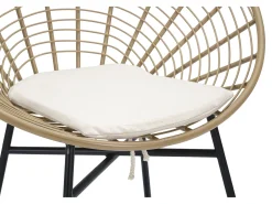 Silla de metal y ratán con cojín blanco boho chic Panama